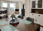 Wohn-Esszimmer mit Kamin 
