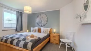 04-ferienwohnung_wenkendeck_wenkendorf_schlafzimmer_untere_etage_2