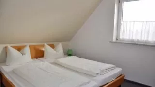 ferienwohnung_fehmarn_takelage_schlafzimmer
