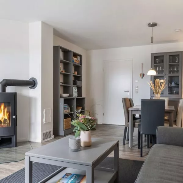 01-ferienwohnung_fehmarn_fasanenblick_wohnzimmer (5)
