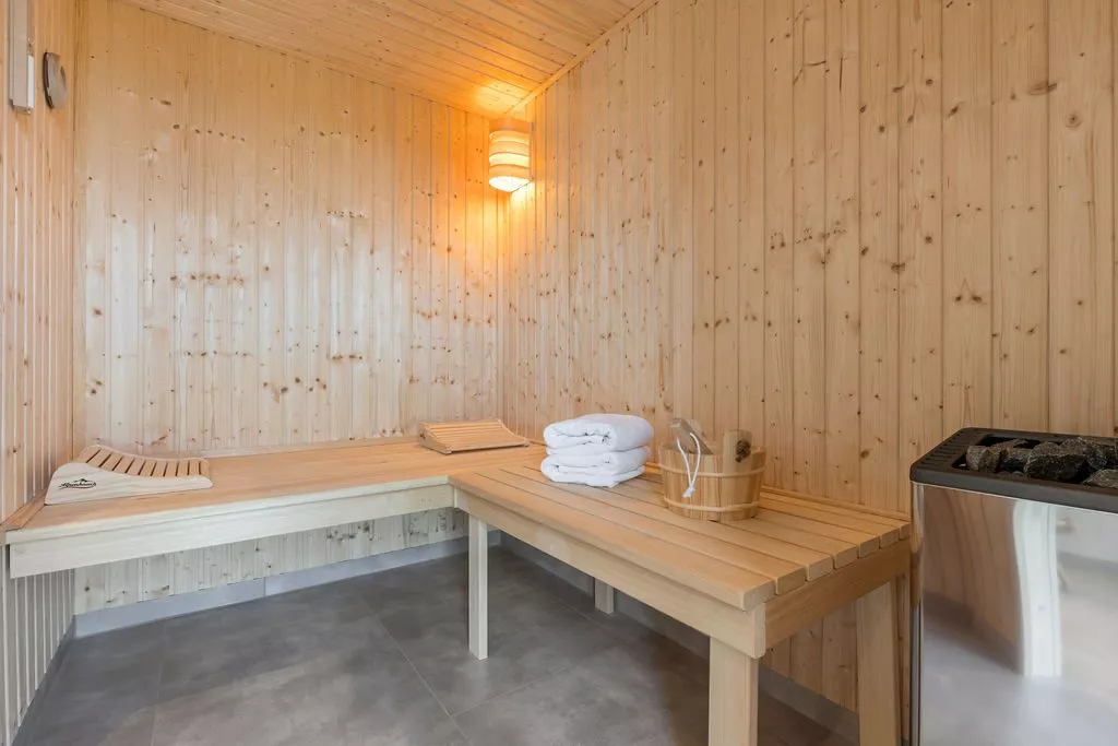 03-ferienhaus_fehmarn_de_bööi_sauna (3)