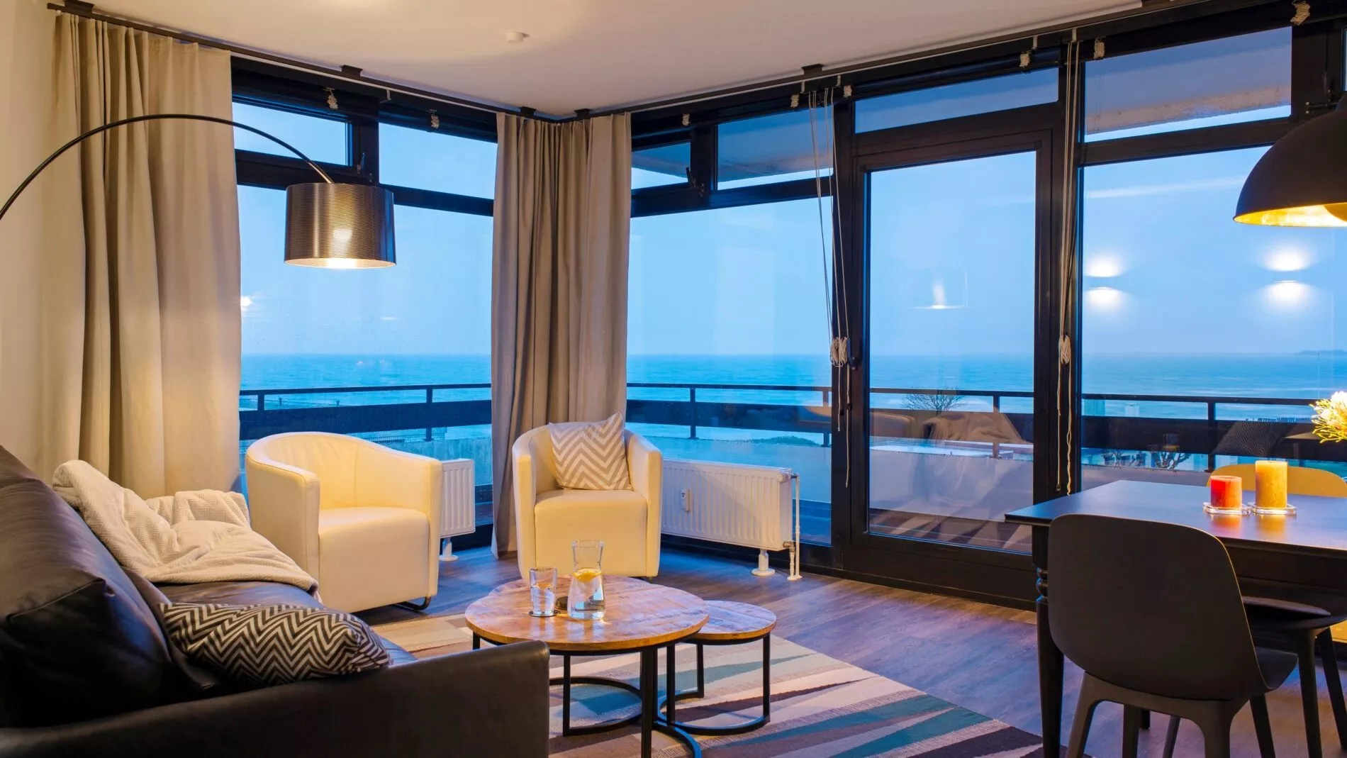 05-ferienwohnung_fehmarn_180_grad_meerblick_abendstimmung