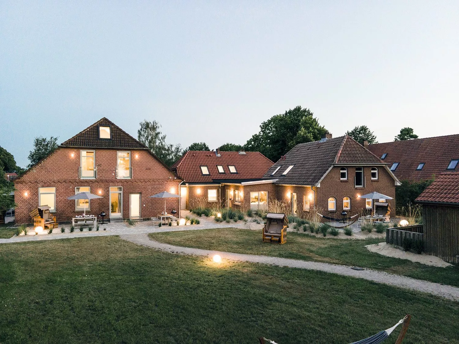 a53d685d4cd555bcd546805224f3c59b07aee98cc9e1bc11dd407c5de022209b