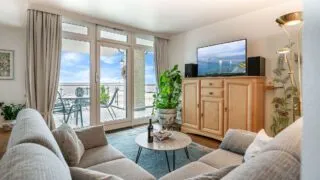 02_ferienwohnung_strandburg_meereszauber_wohnzimmer