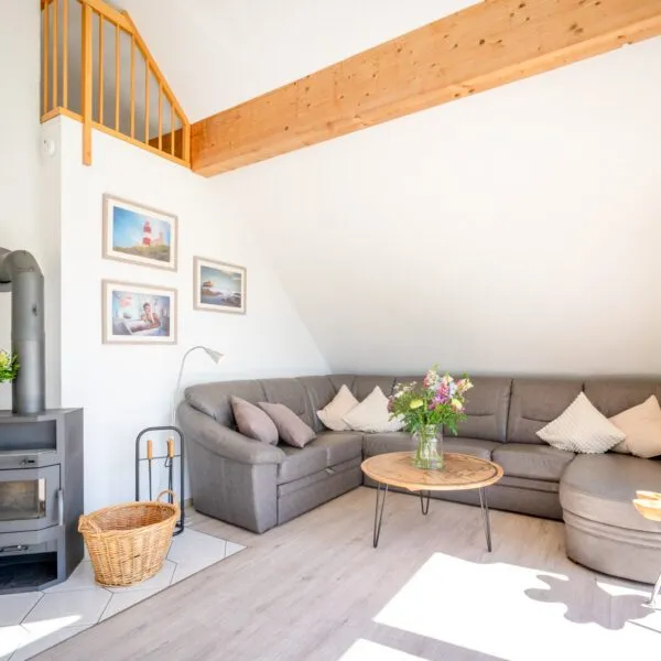 01-ferienwohnung_fehmarn_captains_suite_wohnbereich 01-ferienwohnung_fehmarn_captains_suite_wohnbereich